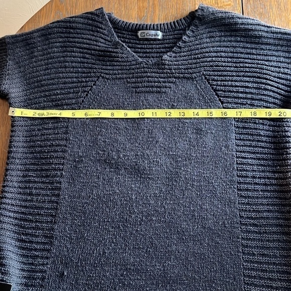 Cupshe short sleeve sweater buckles on side ribbed detail on sides and back - Picture 7 of 12